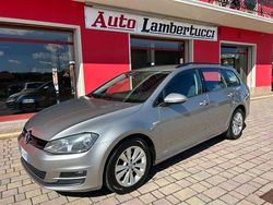 Grigio(met.) Usata 2015 VW Golf VII Comfortline Station wagon | 6500 € (Buon prezzo)