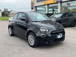 Nero metallizzato Usata 2022 Fiat 500e Action Tre volumi | 11.900 € (Ottimo prezzo)