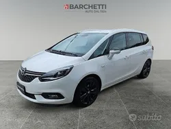 Bianco Usata 2017 Opel Zafira Innovation Monovolume | 11.900 € (Molto cara)