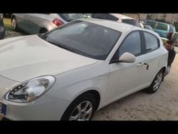 Bianco Usata 2013 Alfa Romeo Giulietta Due volumi | 6000 € (Buon prezzo)