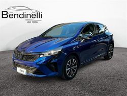 Blu scuro Nuova 2025 Renault Clio V Techno | 20.500 € (Molto cara)