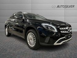 Nero / pastello Usata 2019 Mercedes GLA180 Business SUV | 18.900 € (Ottimo prezzo)