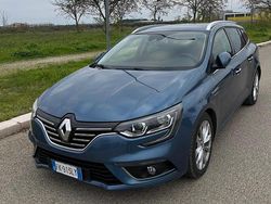 Blu Usata 2017 Renault Mégane GrandTour Intens Station wagon | 9200 € (Ottimo prezzo)