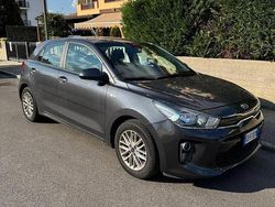 Usata 2020 Kia Rio Tre volumi | 8500 € (Ottimo prezzo)
