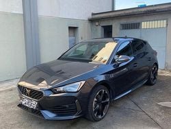 Grigio Usata 2024 Cupra Leon Tre volumi | 27.500 € (Buon prezzo)