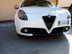 Bianco Usata 2017 Alfa Romeo Giulietta Tre volumi | 12.000 € (Cara)