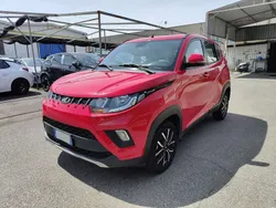 Rosso Usata 2021 Mahindra KUV100 Due volumi | 8990 € (Buon prezzo)