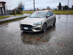 Grigio Usata 2019 Ford Focus ST-Line Tre volumi | 20.000 € (Molto cara)