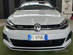 Bianco Usata 2017 VW Golf VII Highline Tre volumi | 22.000 € (Cara)