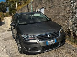 Marrone Usata 2007 VW Touran Trendline Monovolume | 5500 € (Molto cara)