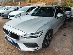Grigio Usata 2019 Volvo V60 Inscription Station wagon | 12.000 € (Ottimo prezzo)