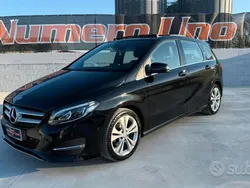 Nero Usata 2017 Mercedes B180 Monovolume | 15.899 € (Molto cara)