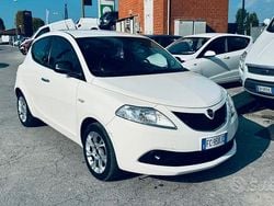 Bianco Usata 2018 Lancia Ypsilon Gold Due volumi | 8500 € (Buon prezzo)
