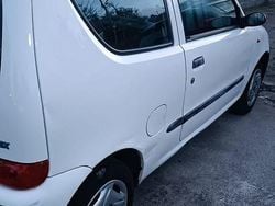 Usata 2001 Fiat 600 Tre volumi | 1799 €