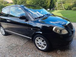 Nero Usata 2012 Lancia Ypsilon Due volumi | 3400 € (Buon prezzo)
