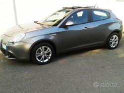 Grigio Usata 2012 Alfa Romeo Giulietta Due volumi | 5900 € (Buon prezzo)
