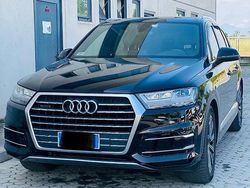 Nero Usata 2015 Audi Q7 Design SUV | 31.000 € (Molto cara)