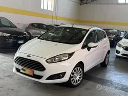 Usata 2014 Ford Fiesta Titanium Due volumi | 6450 € (Buon prezzo)