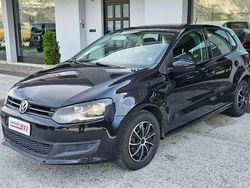 Nero Usata 2010 VW Polo Comfortline Tre volumi | 4900 € (Buon prezzo)