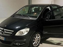 Nero Usata 2008 Mercedes B200 Monovolume | 2600 € (Buon prezzo)