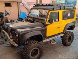 Usata 1999 Land Rover Defender SUV | 20.000 €