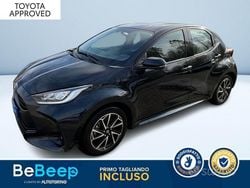 Nero metallizzato Usata 2022 Toyota Yaris Hybrid Trend Tre volumi | 15.100 € (Buon prezzo)