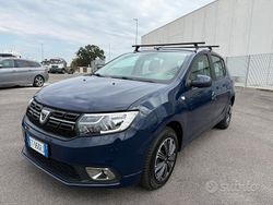Blu Usata 2019 Dacia Sandero Stepway Tre volumi | 8500 € (Buon prezzo)