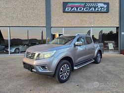 Grigio Usata 2016 Nissan Navara Tekna Pick-up | 21.500 € (Cara)