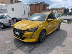 Giallo Usata 2021 Peugeot 208 Active Due volumi | 12.900 € (Buon prezzo)