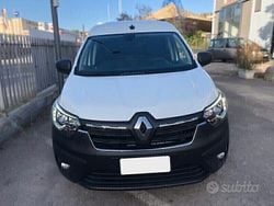 Bianco Nuova 2025 Renault Kangoo Furgone | 17.900 € (Ottimo prezzo)