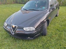 Usata 2001 Alfa Romeo 156 Tre volumi | 600 €