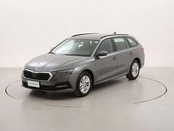 Grigio Usata 2022 Skoda Octavia Executive Station wagon | 16.490 € (Ottimo prezzo)