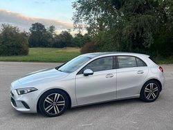 Grigio Usata 2020 Mercedes A180 Tre volumi | 17.500 € (Super prezzo)