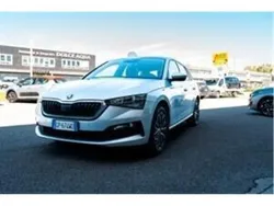 Bianco Nuova 2024 Skoda Scala Ambition Due volumi | 20.900 € (Buon prezzo)