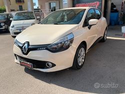 Beige Usata 2015 Renault Clio IV Tre volumi | 5199 € (Ottimo prezzo)