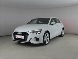 Bianco ghiaccio metallizzato Usata 2021 Audi A3 Advanced Plus | 29.000 €