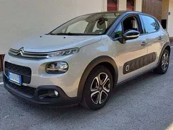 Avorio Usata 2017 Citroën C3 PureTech Due volumi | 9500 € (Buon prezzo)