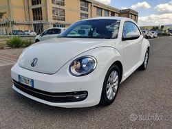 Bianco Usata 2012 VW Maggiolino Design Tre volumi | 8000 € (Molto cara)