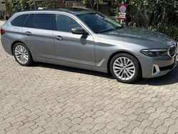 Grigio Usata 2022 BMW 520 Luxury Line Station wagon | 35.900 € (Buon prezzo)