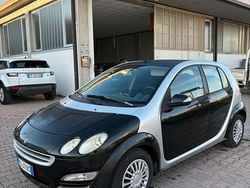 Nero Usata 2006 Smart ForFour Due volumi | 1200 € (Ottimo prezzo)