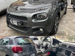 Grigio scuro Usata 2017 Citroën C3 Feel Due volumi | 9000 € (Buon prezzo)