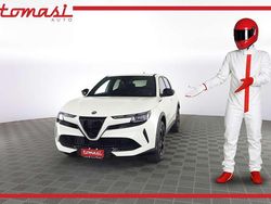 Avorio galleria Nuova 2025 Alfa Romeo Junior Edizione Speciale SUV | 29.200 € (Buon prezzo)