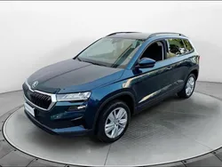 Blu metallizzato Usata 2022 Skoda Karoq Executive SUV | 22.900 € (Buon prezzo)