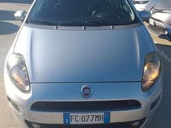 Grigio Usata 2016 Fiat Punto Lounge Due volumi | 5500 € (Buon prezzo)