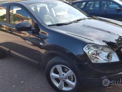 Nero Usata 2009 Nissan Qashqai SUV | 4800 € (Buon prezzo)