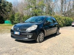 Nero Usata 2008 Renault Clio II LE Tre volumi | 2800 € (Buon prezzo)