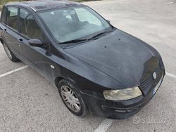 Nero Usata 2006 Fiat Stilo Tre volumi | 1000 € (Ottimo prezzo)