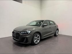 Argento rugiada metallizzato Nuova 2026 Audi A1 S-Line Due volumi | 29.200 € (Super prezzo)