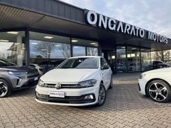 Bianco Usata 2021 VW Polo R-line Tre volumi | 15.900 € (Buon prezzo)