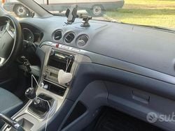 Usata 2007 Ford Galaxy Monovolume | 2000 € (Ottimo prezzo)